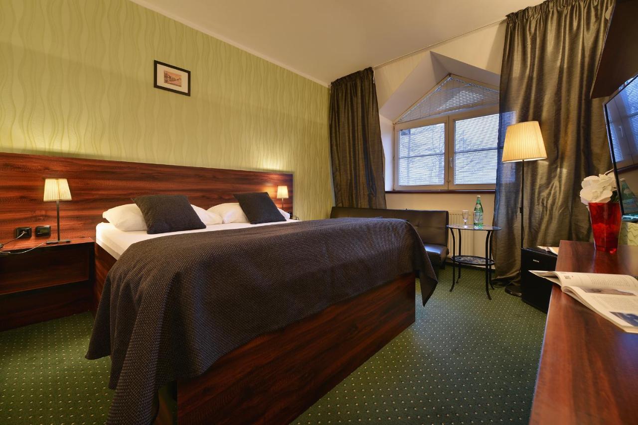 Parkhotel Morris Нови-Бор Екстер'єр фото