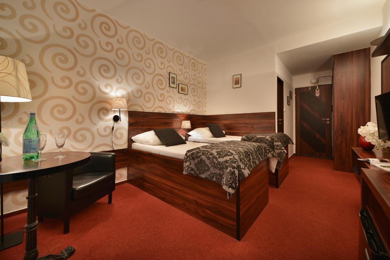 Parkhotel Morris Нови-Бор Екстер'єр фото