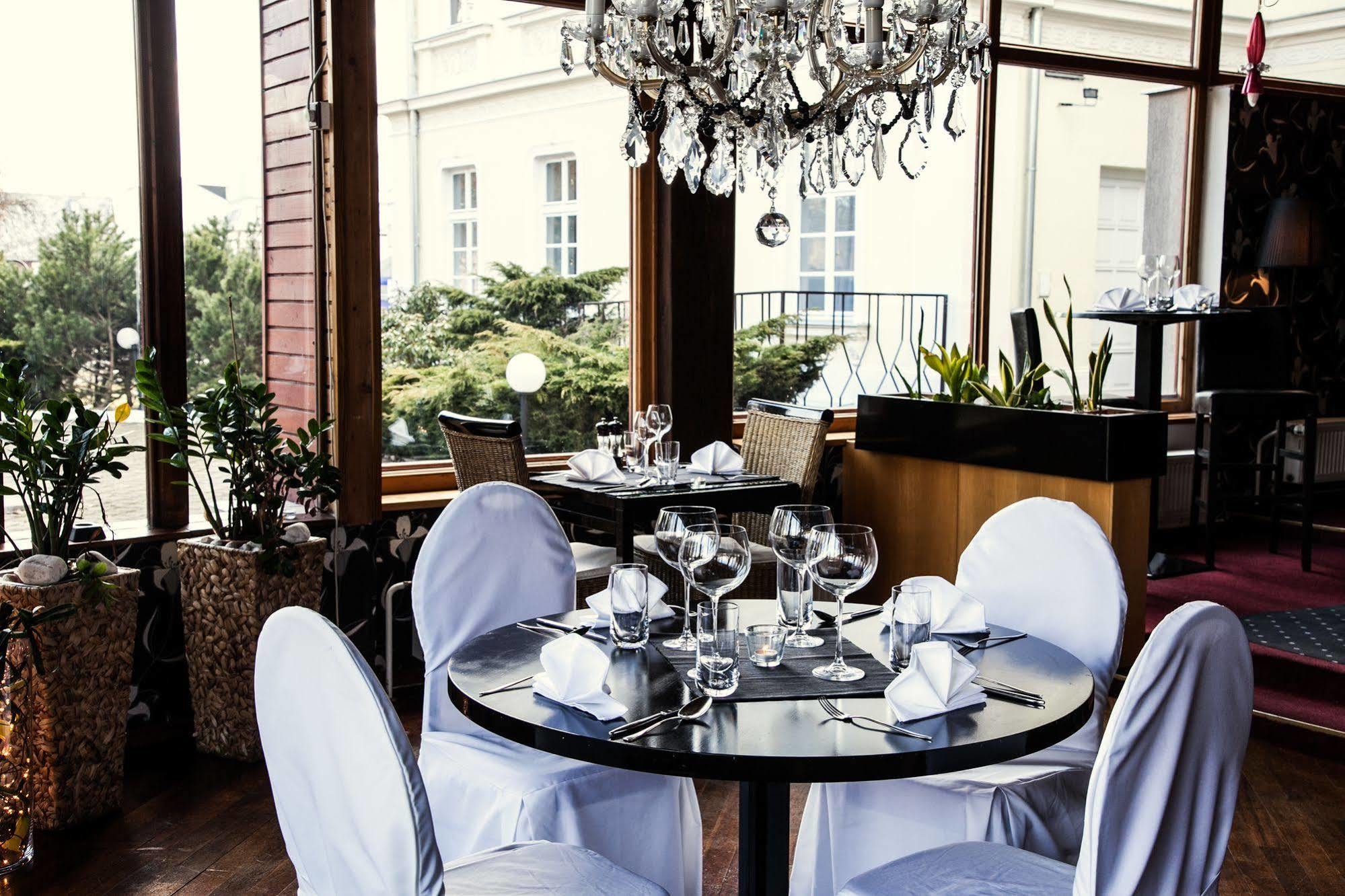 Parkhotel Morris Нови-Бор Екстер'єр фото